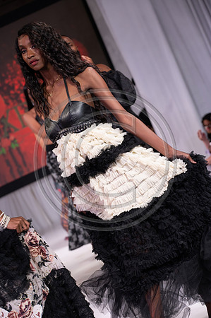murphyphotography_Show_Hitechmoda_EveningShow_6-4-202-200
