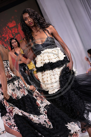 murphyphotography_Show_Hitechmoda_EveningShow_6-4-202-199