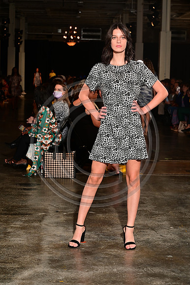 murphyphotography_charlottefashionweek Saturday AM Show_9-25-21 (195)