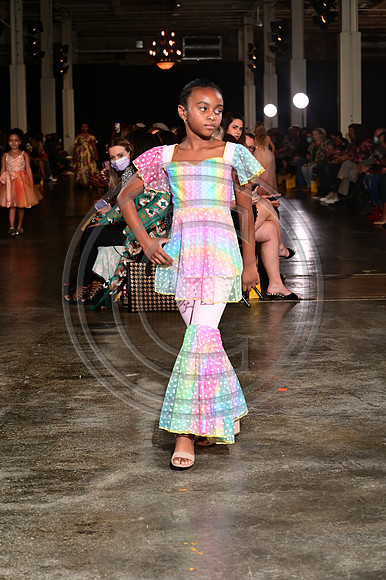 murphyphotography_charlottefashionweek Saturday AM Show_9-25-21 (400)