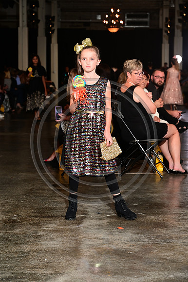murphyphotography_charlottefashionweek Saturday AM Show_9-25-21 (660)
