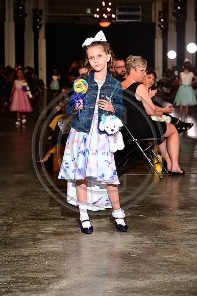 murphyphotography_charlottefashionweek Saturday AM Show_9-25-21 (711)