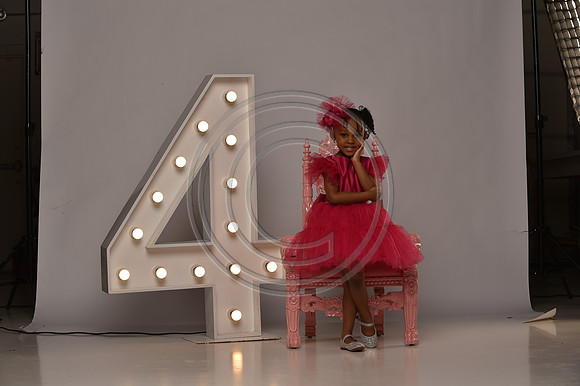 murphyphotography_laquita_4thbd_2-5-21 (9)