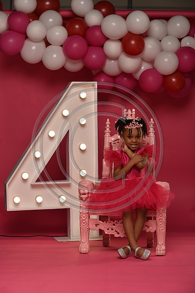 murphyphotography_laquita_4thbd_2-5-21 (15)