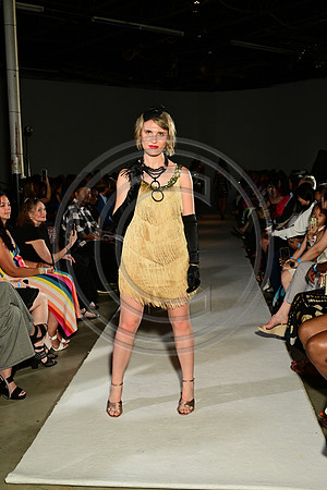 murphyphotography_charlotteseen_lights,camera,action _6-8-2024-1253
