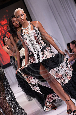 murphyphotography_Show_Hitechmoda_EveningShow_6-4-202-198